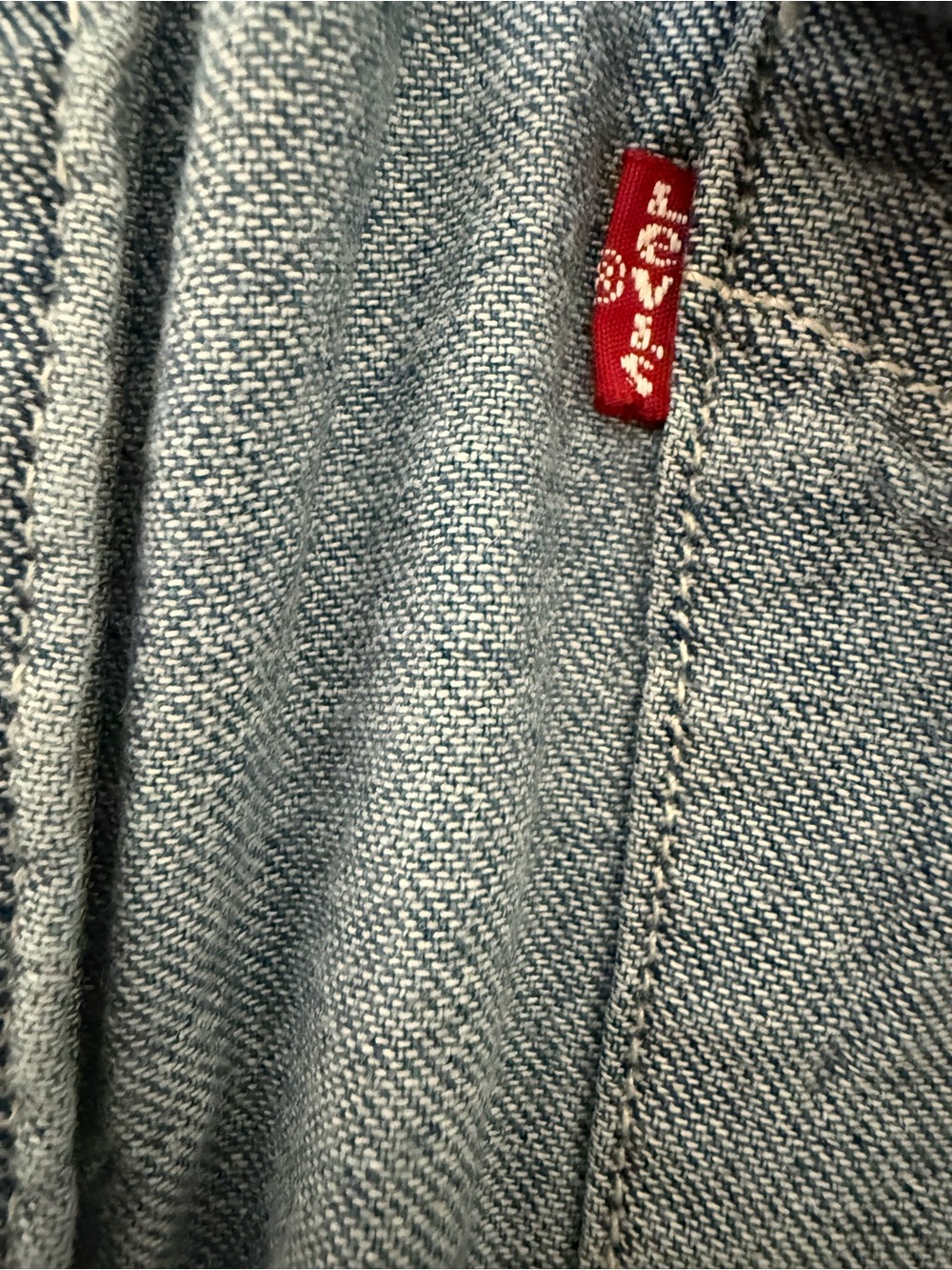 Levi’s Classic Two-Tone Denim Western Shirt - Light & Medium Blue - Picture 2 of 8